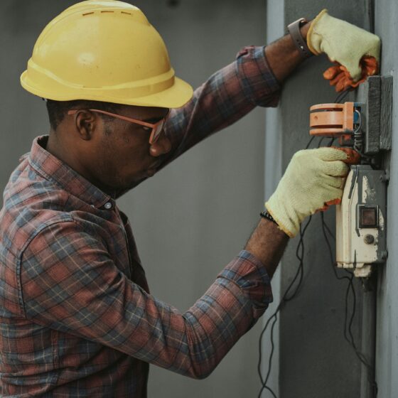 Professioni lavoro ricerca di lavoro elettricista