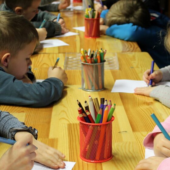 Asilo nido bambini neonati scuola